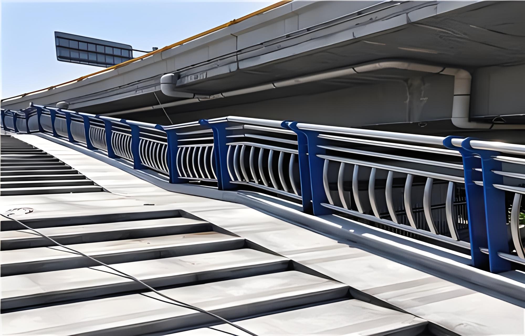 衢州不锈钢桥梁护栏维护方案：确保安全，延长使用寿命
